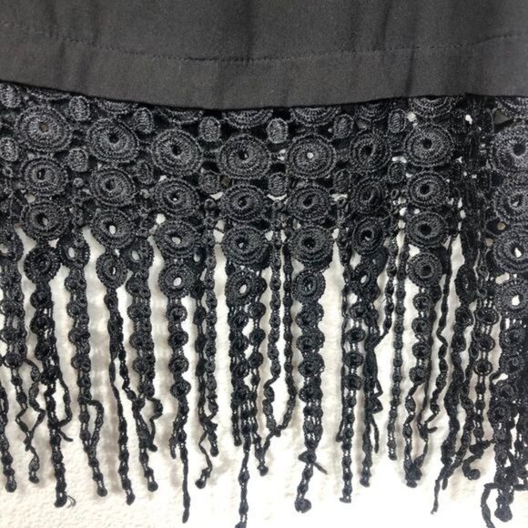 Monteau Black Cropped Tank Top Lace Back Fringe Hem Sleeveless Scoop Neck Size M - Picture 7 of 9